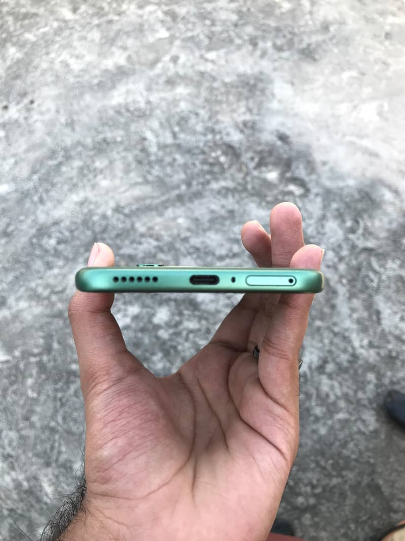 Infinix Note Edge 5g 1