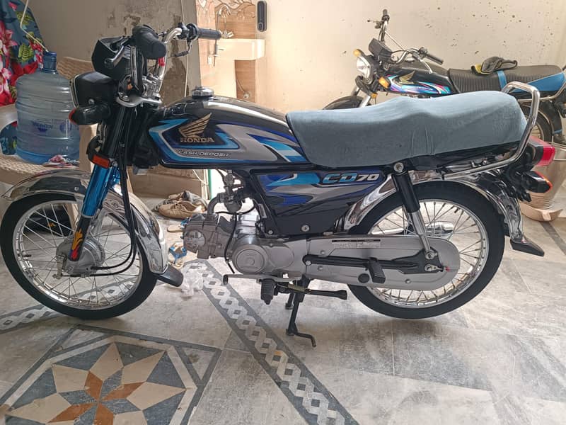 Honda CD70 0
