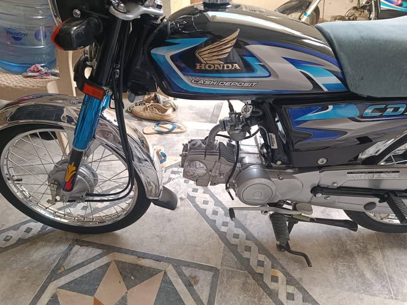 Honda CD70 3