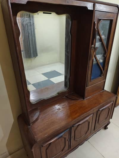 wooden dressing table excellent condition
