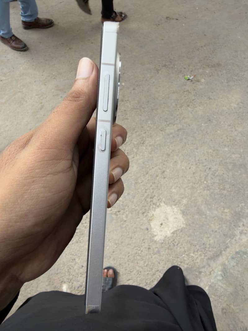 One Plus 13R 4