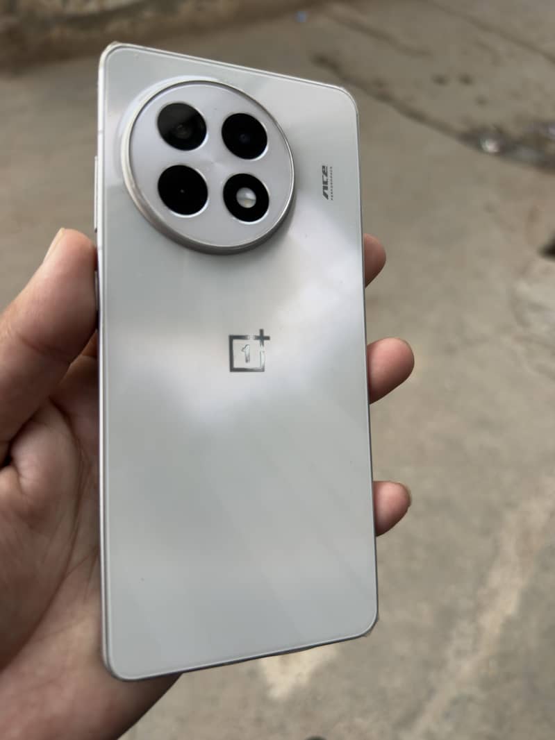 One Plus 13R 6