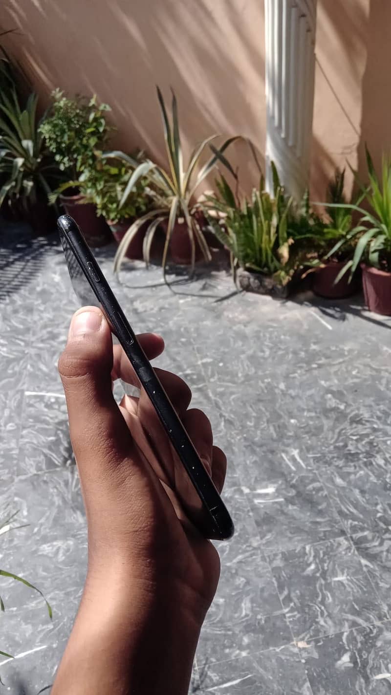 Apple iPhone 7 Plus 1