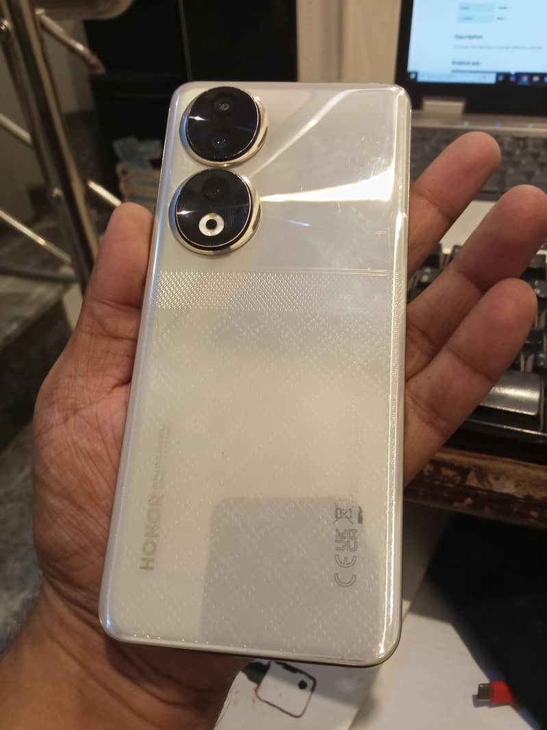 Honor 90 4