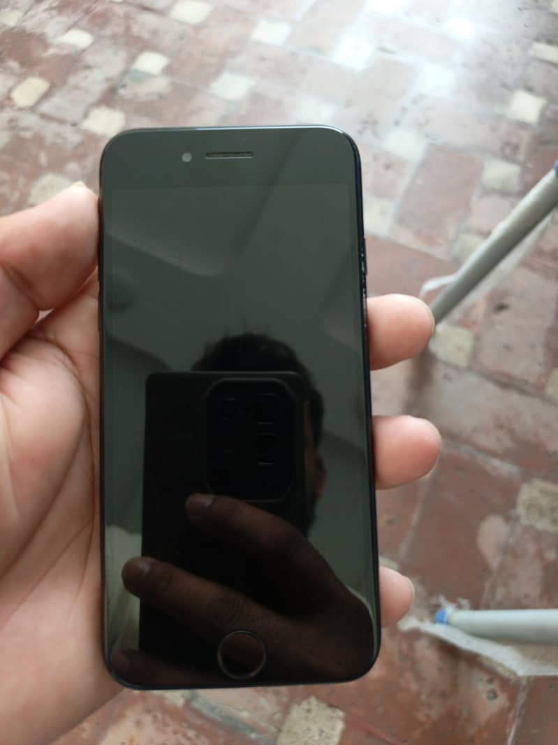 Apple iPhone SE 0