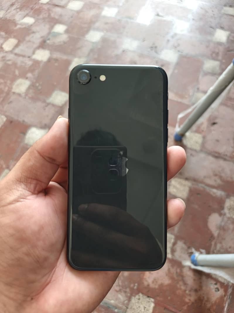 Apple iPhone SE 2