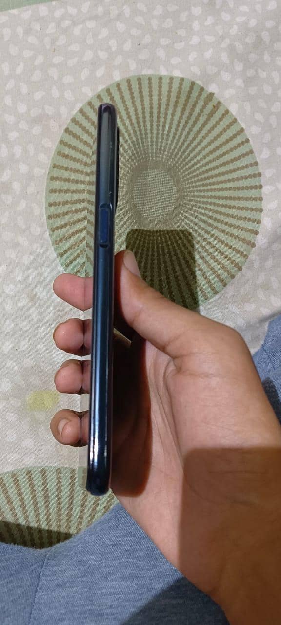 Apple iPhone SE 8