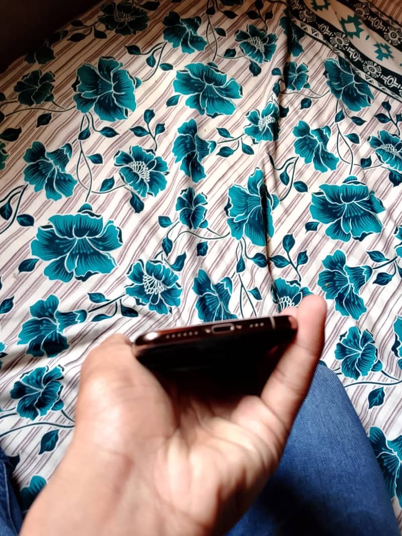 Apple iPhone XS 2