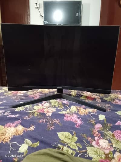 Samsung Odyssey Premium Curved Gaming Monitor Panel damaged