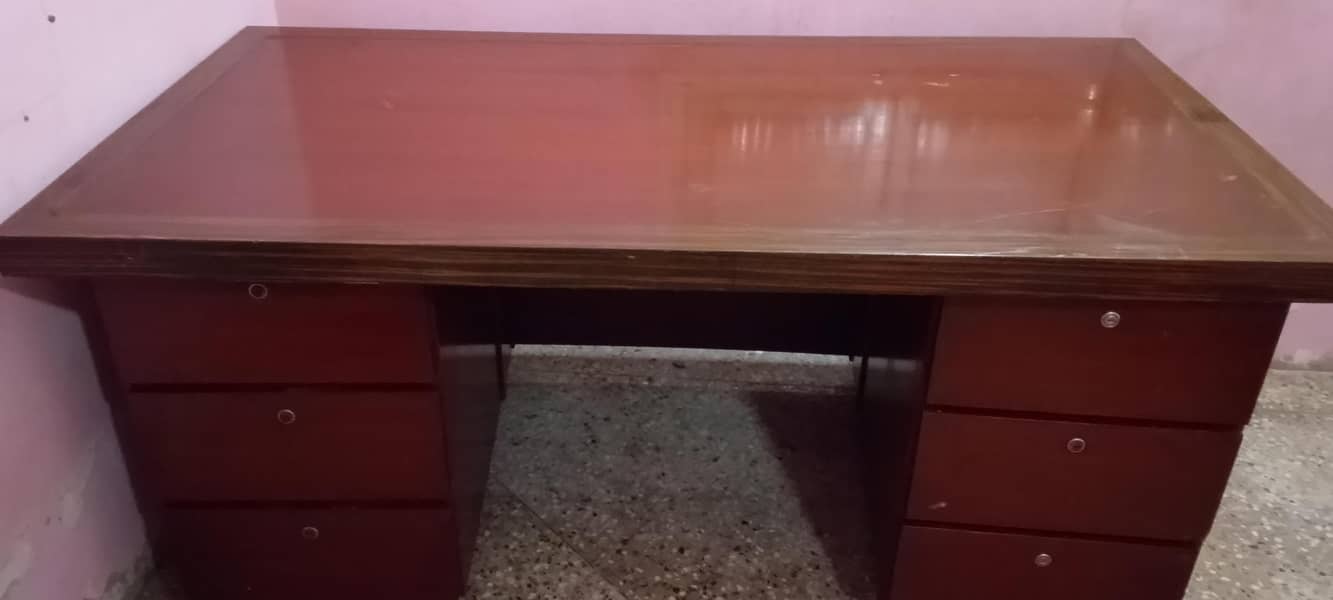 office tabe 0