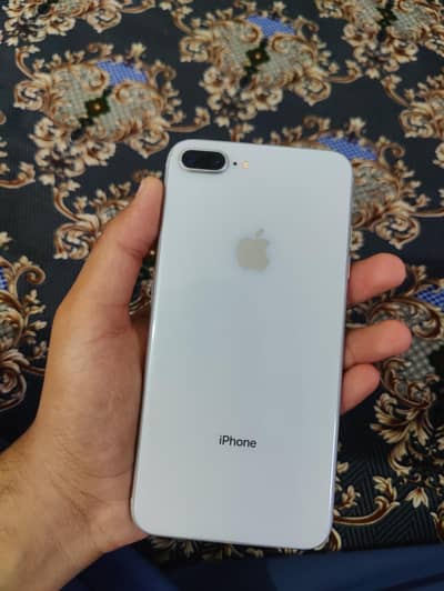 Apple iPhone 8 Plus