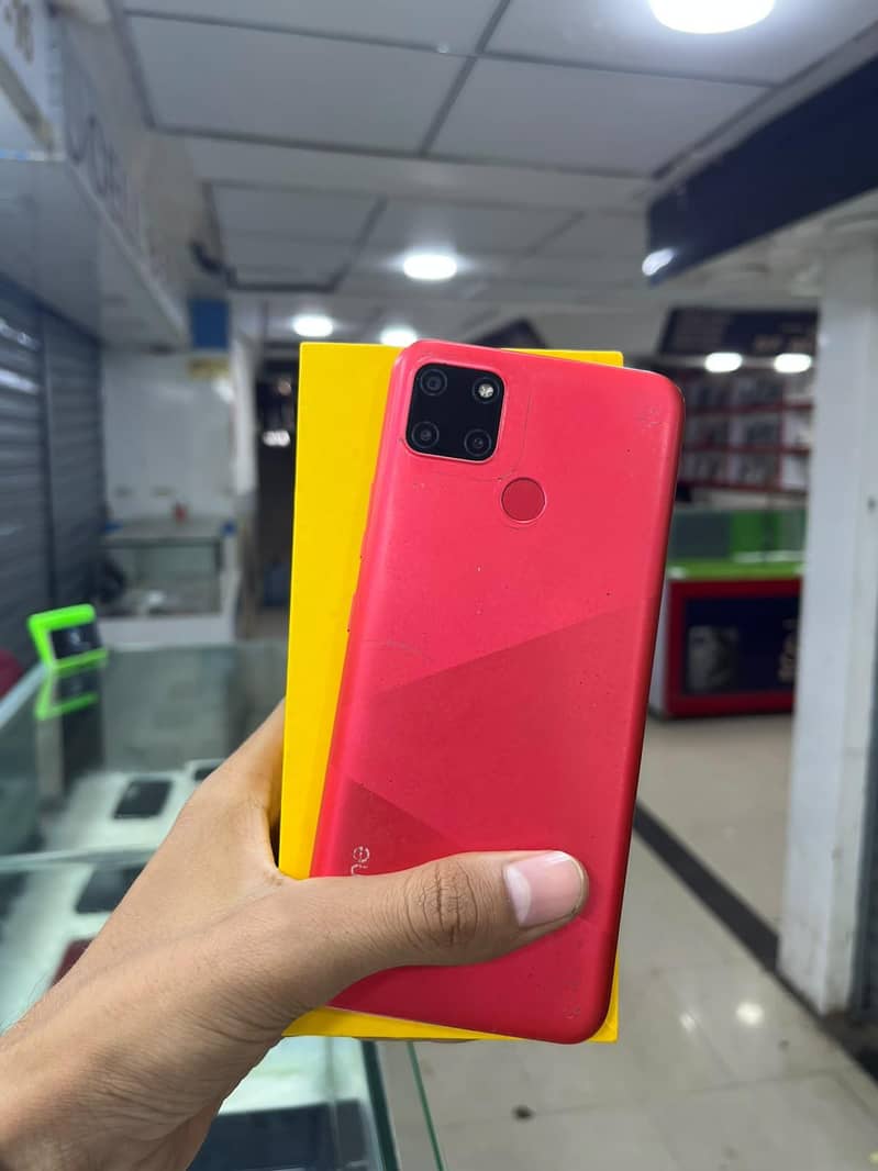 Realme C12 0