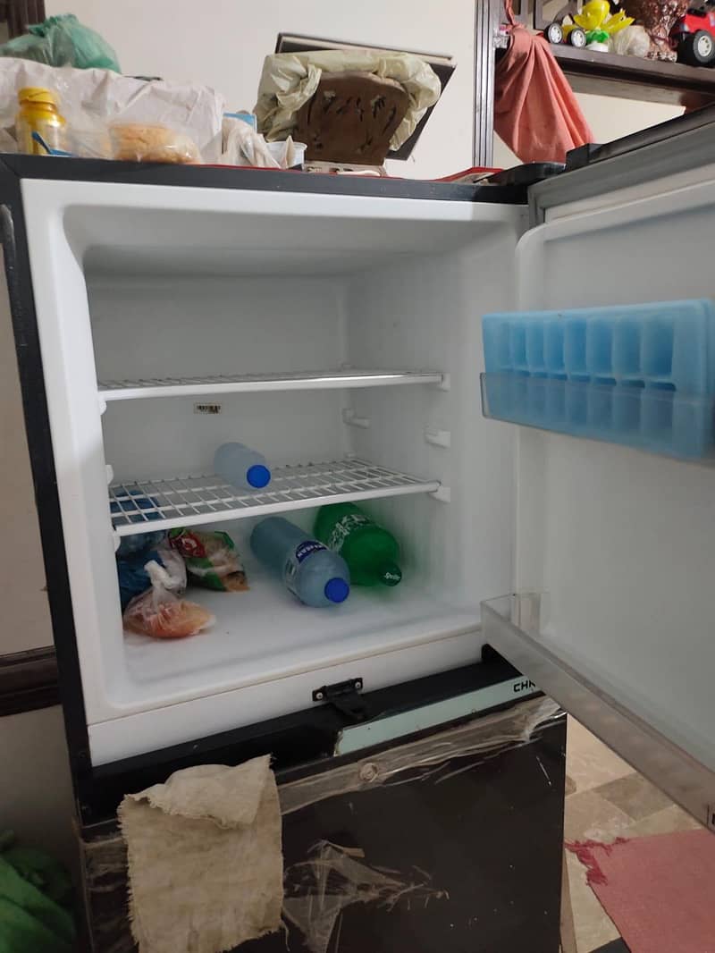 Dawlance fridge 3