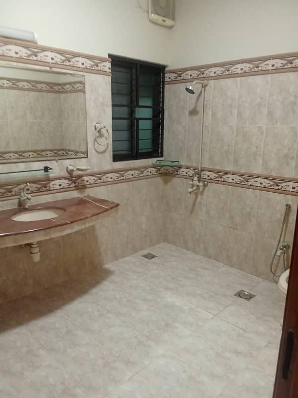 Upper Portion Rent 3 Bed 5