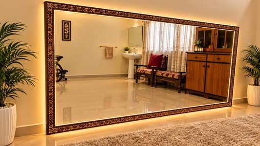 Elegant Luxury Wall Mirror – Ornate Wooden Frame