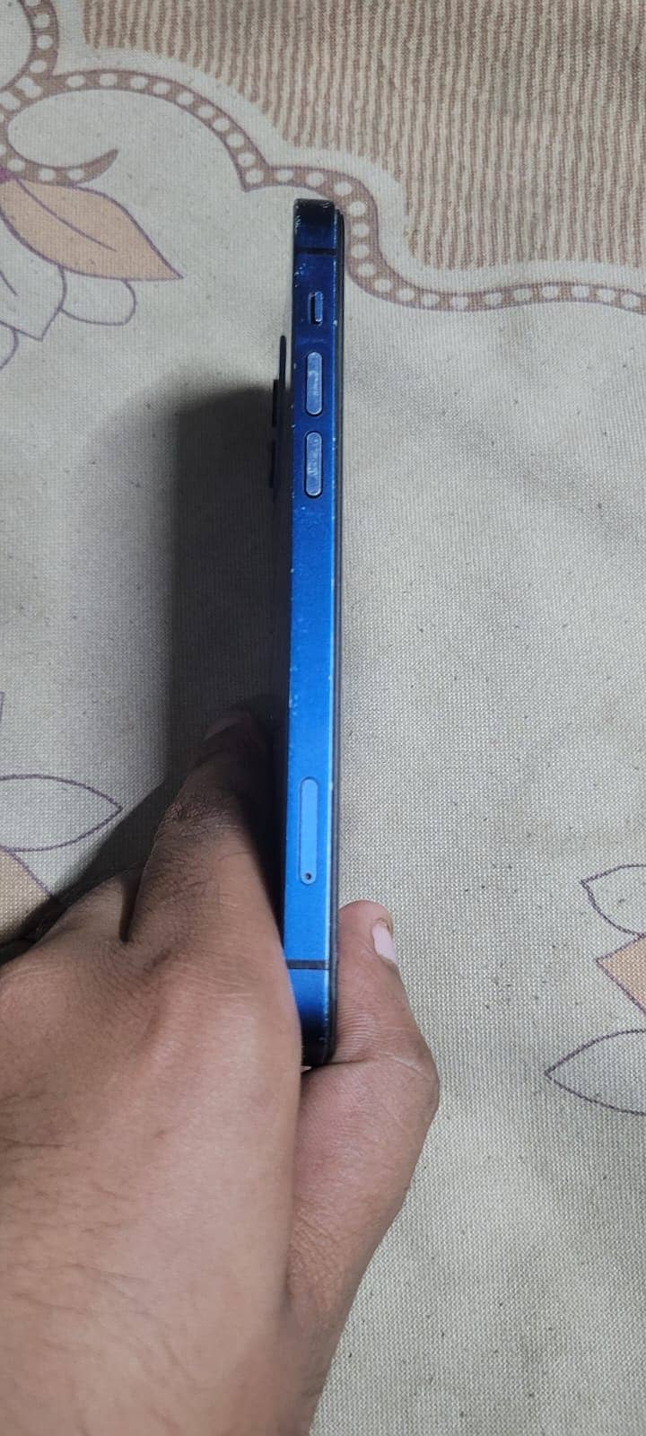 Apple iPhone 12 5