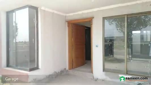 05 MARLA SINGLE STOREY HOUSE AVAILABLE FOR SALE AT PRIME LOCATION IN KHAYABAN-E-AMIN P BLOCK