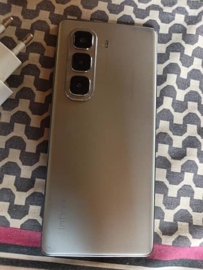 Infinix Hot 50 Pro Plus, 16/256, complete box