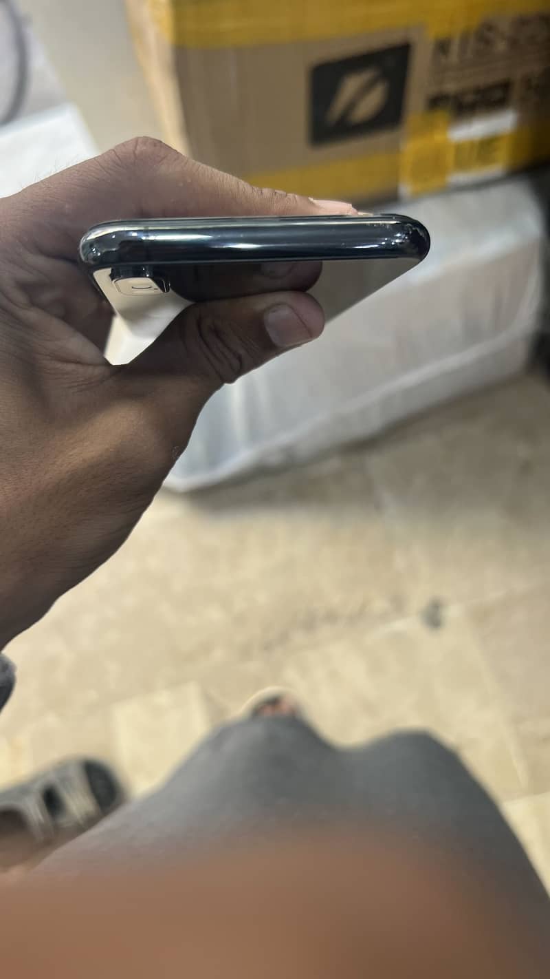 Apple iPhone XS 2