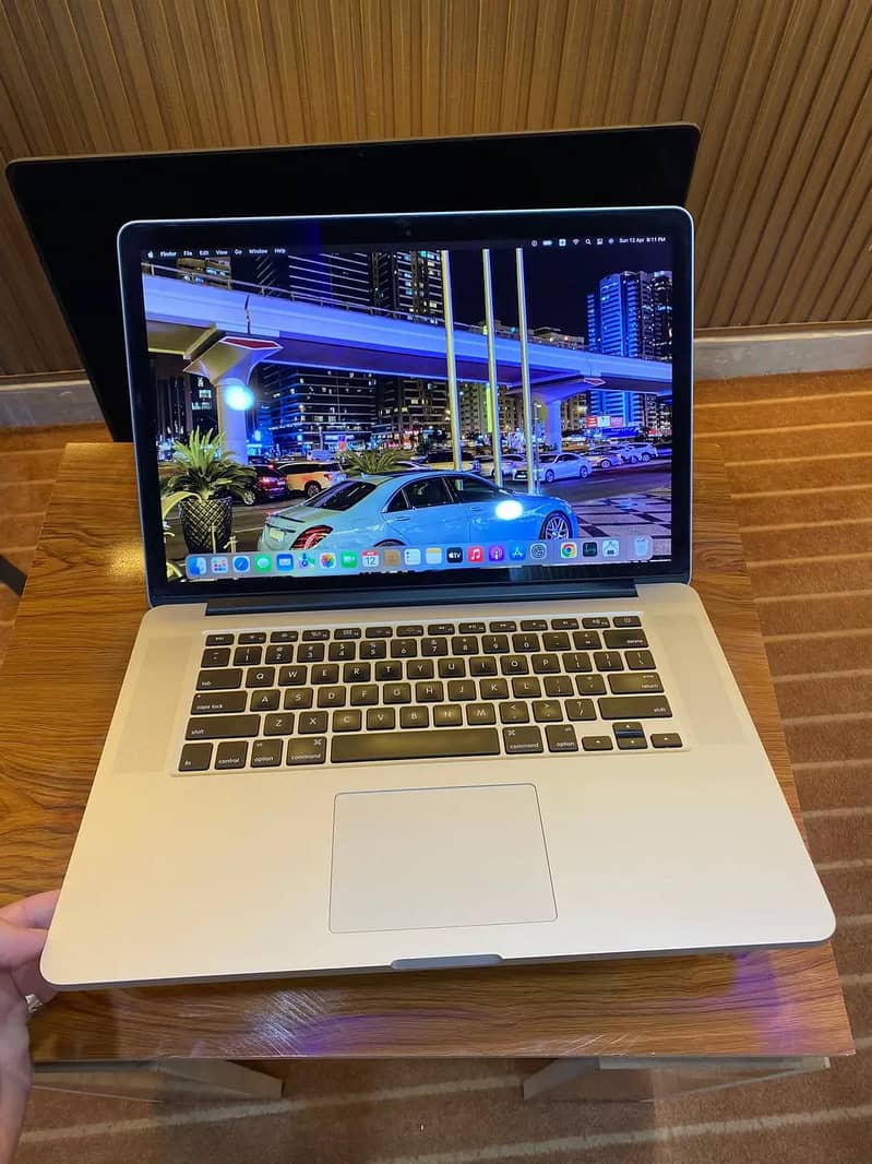 Mackbook 0