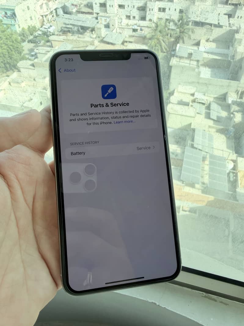 Apple iPhone XS Max 7