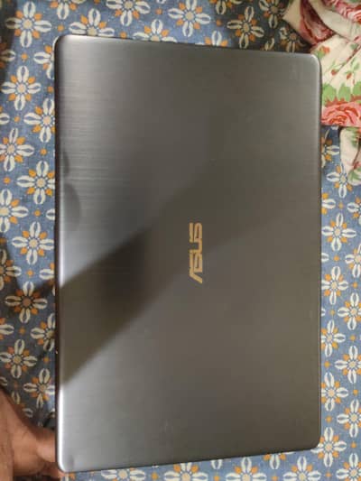 Asus vivobook pro 17