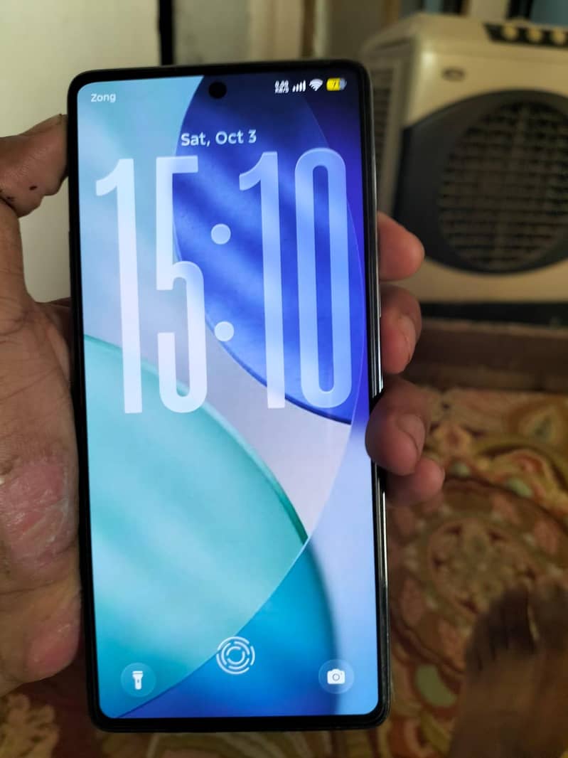 Tecno CAMON 30 1