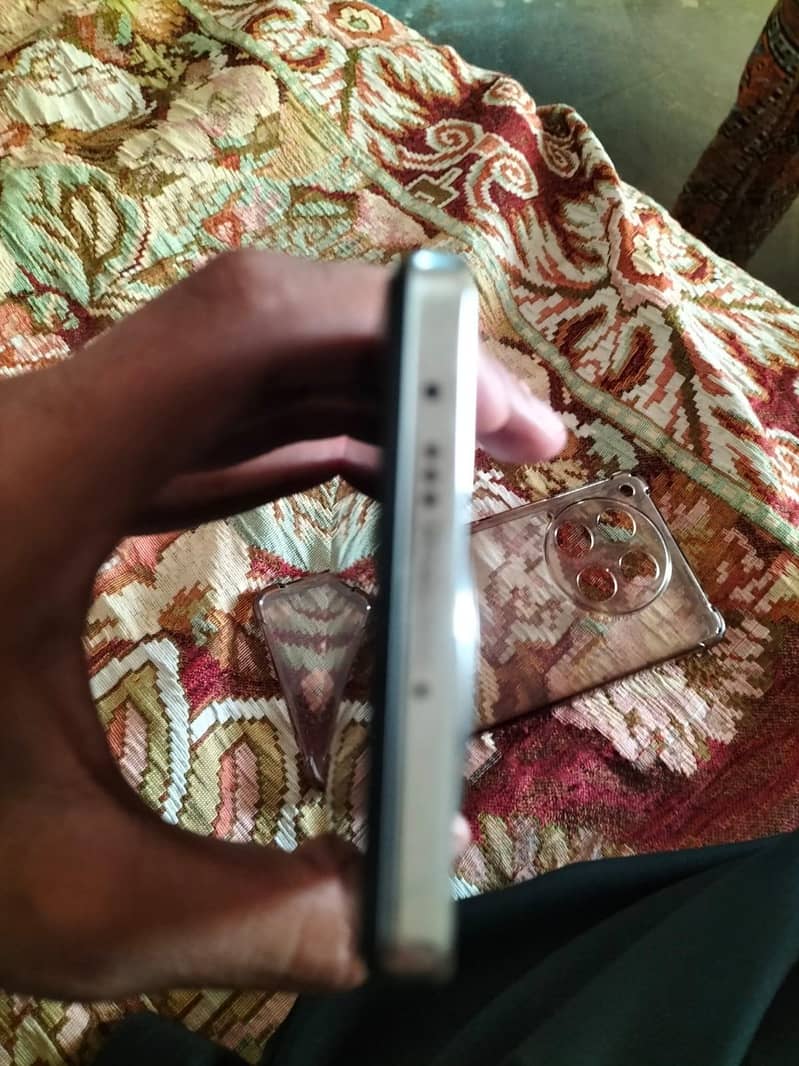 Tecno CAMON 30 2
