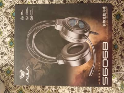 Aula S606b headphones