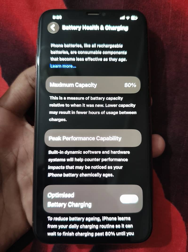 Apple iPhone 11 Pro Max 4