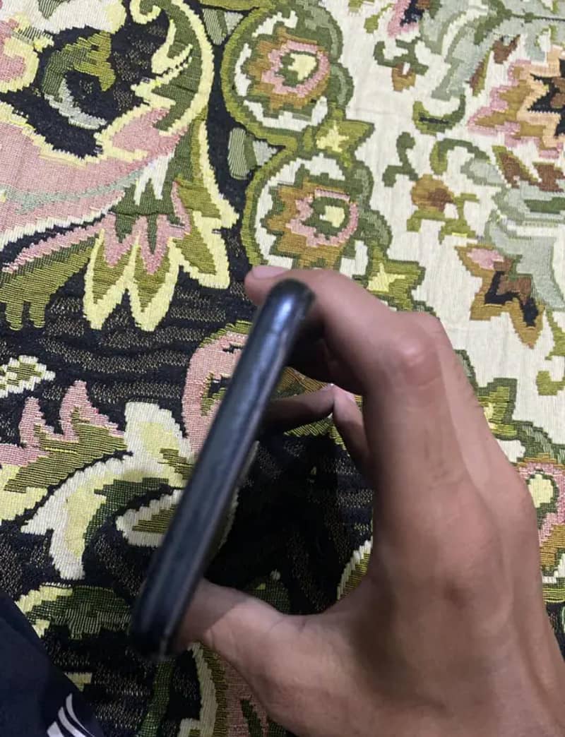 Apple iPhone 11 Pro Max 3