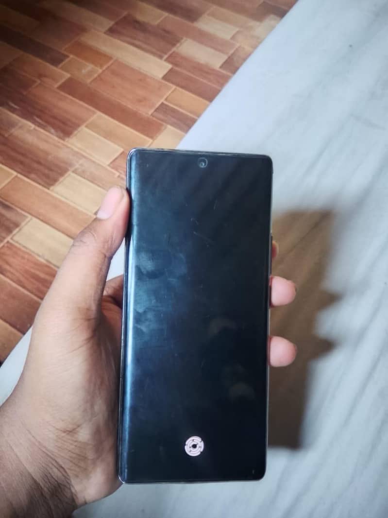Tecno CAMON 30S 1