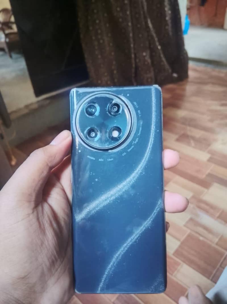 Tecno CAMON 30S 3