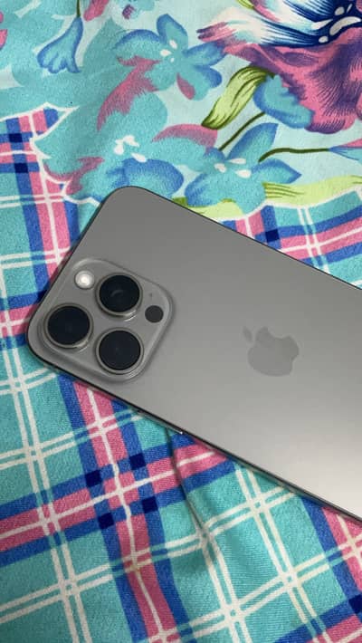 Apple iPhone 15 Pro Max