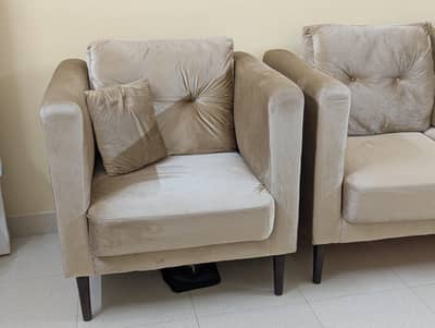 7 Seater Sofa Set – Only 1 Month Used – Excellent Condition