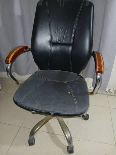 used revolving chair