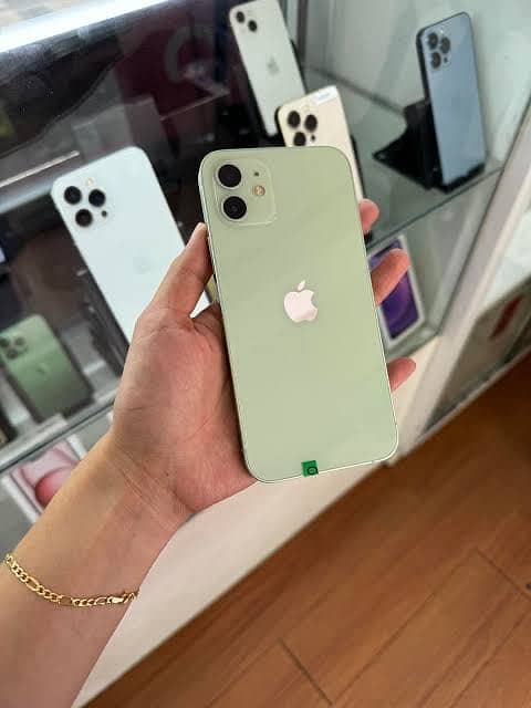 Apple iPhone 12 0