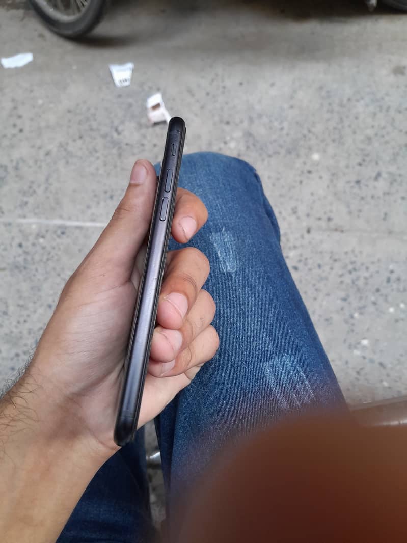 Apple iPhone SE 4