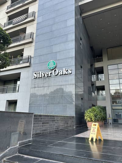One bedroom apartment 580 sqft unfurnished available for sale in Silver Oaks apartment F-10 Islamabad