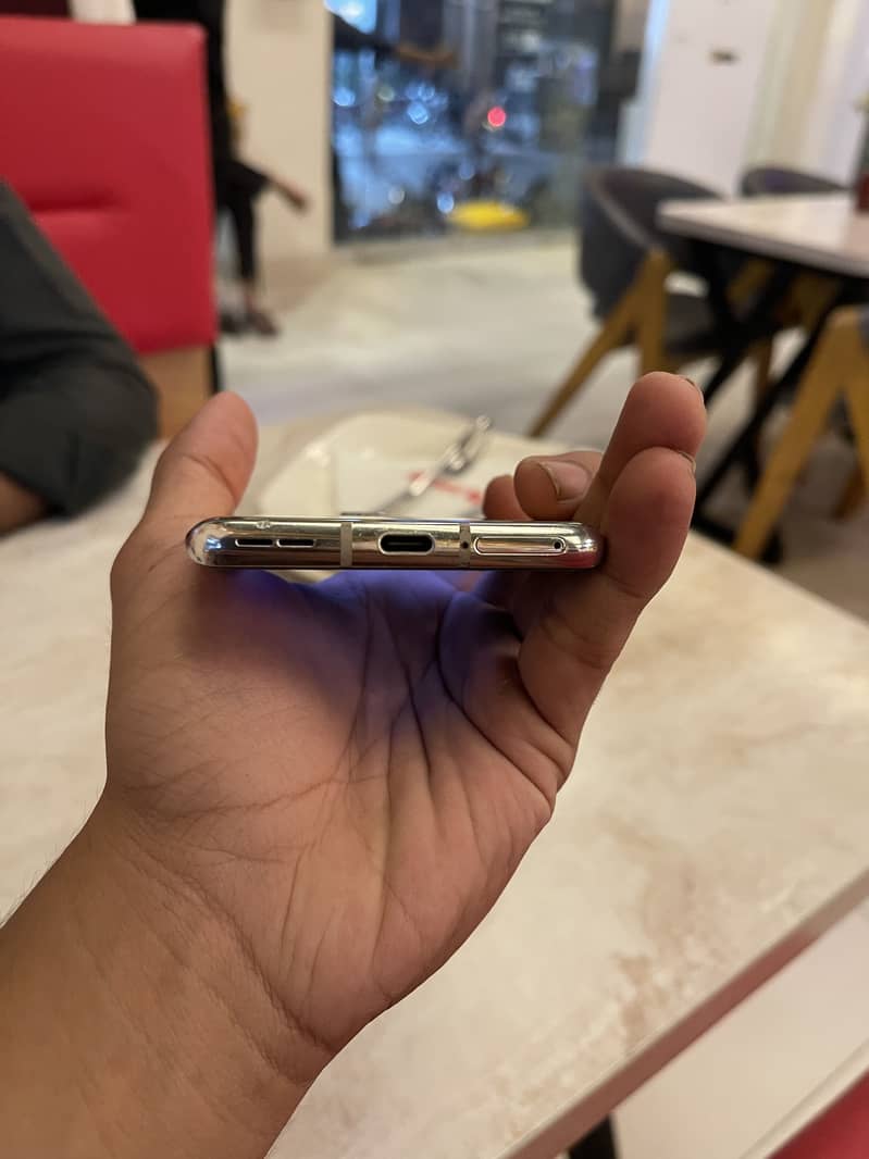 One Plus 8 5g 2