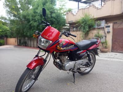 Honda Deluxe 125 2018
