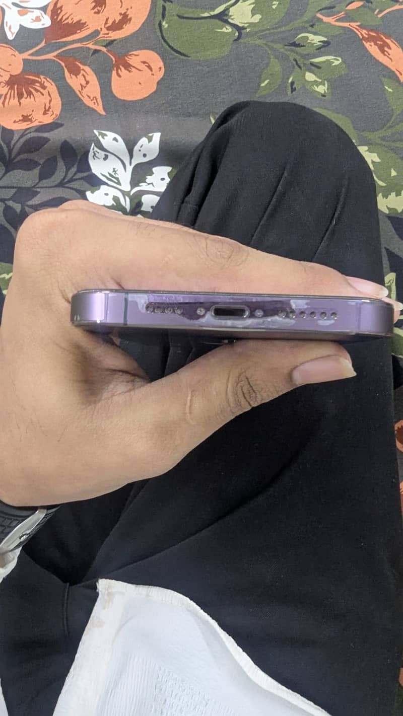Apple iPhone 14 Pro Max 6