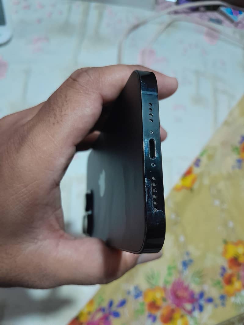 Apple iPhone 14 Pro Max 5