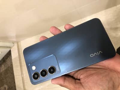 Vivo Y100