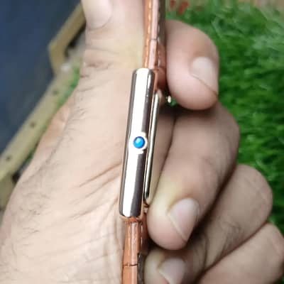 یہ ایک ٹرینڈنگ پیس ہے