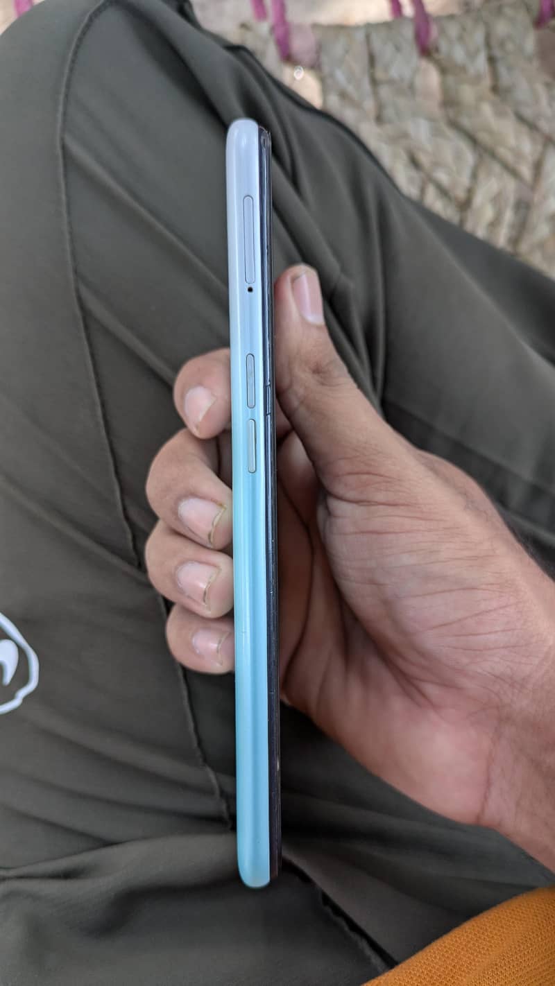 OPPO A31 1
