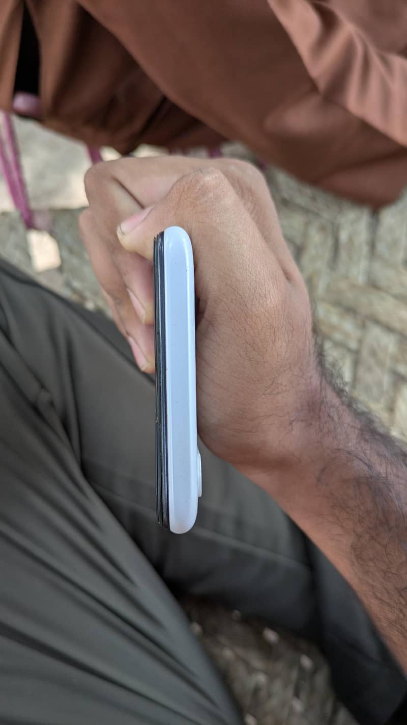 OPPO A31 4