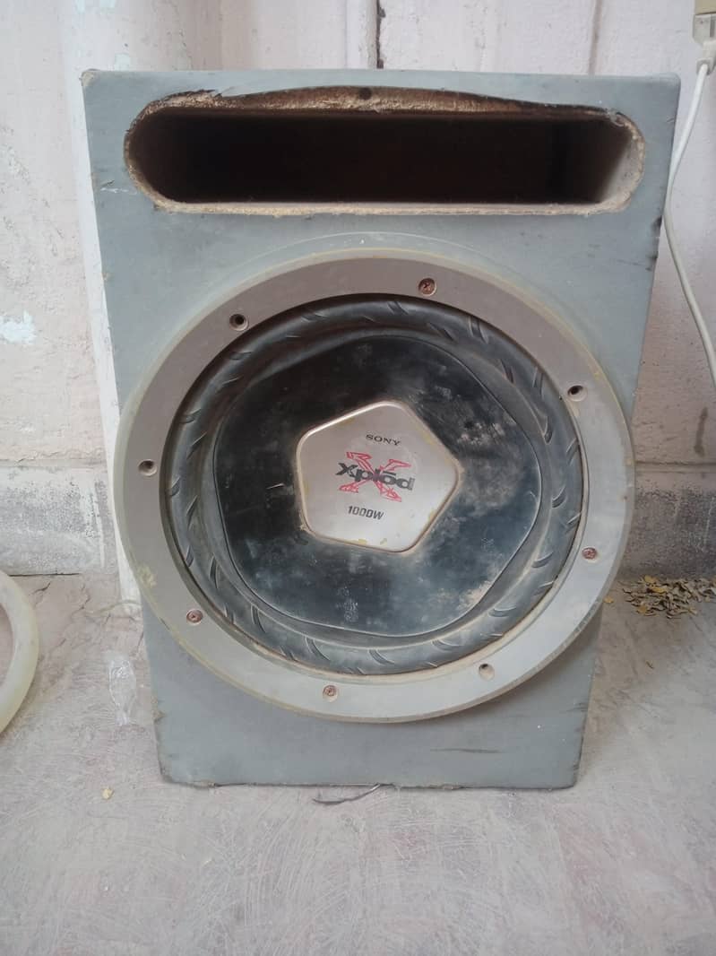 woofer speaker 0