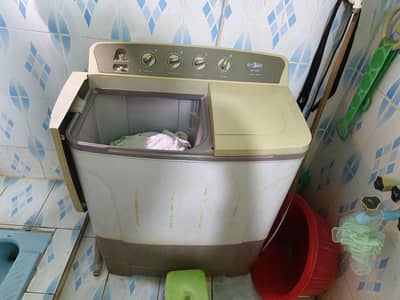 super Asia 242 semi automatic Washing machine