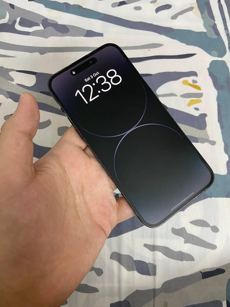 Apple iPhone 14 Pro Max 0